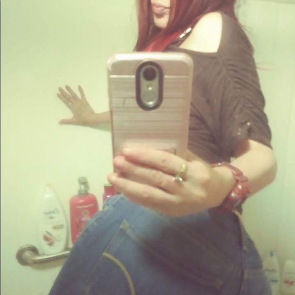 Meet your Posher, Regina